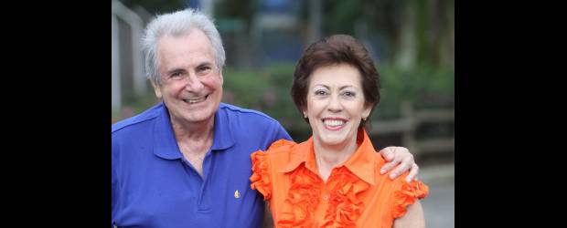 La caries no es solo una enfermedad de los niños | El nivel de acidez de la saliva es un factor de riesgo para sufrir caries. Por eso no crea que solo la padecen los niños, la caries se presenta a cualquier edad.