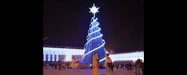 Reviva la Navidad en Bogotá | Cortesía Idt | Siete millones de bombillos y 300 kilómetros de cables y mangueras luminosas engalanan a la capital en 73 puntos.