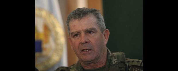 General Montoya negó ayer acusación | Archivo | El general (r) con Mario Montoya negó relaciones con las Auc.