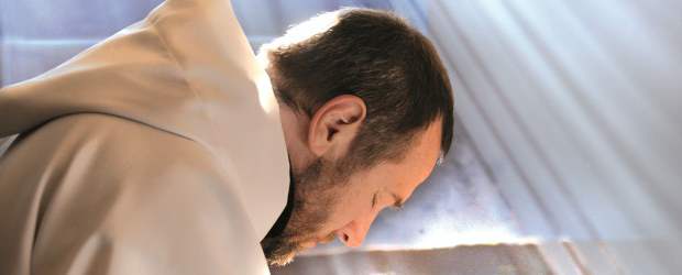 Humanismo que se resiste a la sinrazón | Cortesía | La película De dioses y hombres se niega a la violencia y al drama para explicar la vida de los monjes. Es una mirada contemplativa a la vida dentro de los monasterios, pero también una reflexión sobre el humanismo.