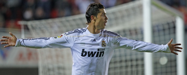 Tras Cristiano Ronaldo, se clasificaron el argentino Lionel Messi y el italiano Antonio Di Natale. | Tras Cristiano Ronaldo, se clasificaron el argentino Lionel Messi y el italiano Antonio Di Natale.