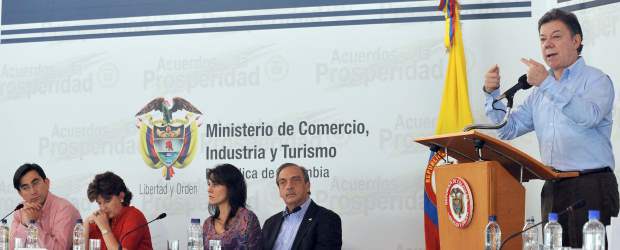 Santos impulsará las Autopistas de la Montaña | Cortesía | Desde Medellín, en el Acuerdo para la Prosperidad realizado en Plaza Mayor, el presidente Juan Manuel Santos aseguró que el Gobierno sacará adelante el proyecto de Autopistas de la Montaña, tras el incremento de su valor inicial.