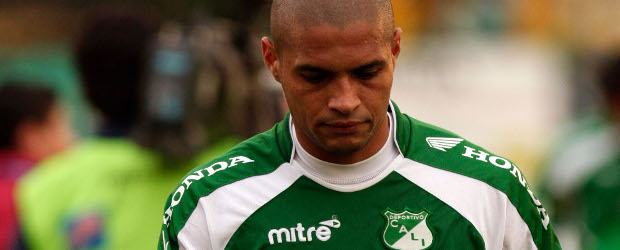 No fue una victoria dulce para el Cali | Colprensa | En la última fecha del todos contra todos de la Liga Postobón II, en el juego entre Equidad y Cali, en el Estadio de Techo; el equipo visitante a pesar de haber ganado por 3-0, resultó eliminado. En la fotografía el jugador Diego Álvarez.
