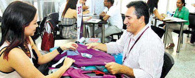 El encuentro nacional fue productivo | Hernán Vanegas | Los empresarios llevaron al encuentro nacional de negocios los mejores productos, con el objetivo de hacerse a clientes duraderos en el tiempo.