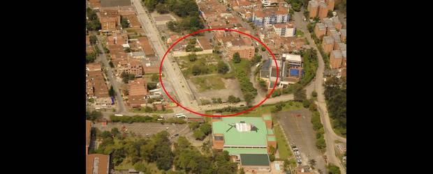 Metroplús: vía libre a estación cabecera | Cortesía | Este es el lote en el que se construirá la estación Cabecera, ubicada en la calle 30 con la carrera 87, por la Universidad de Medellín.