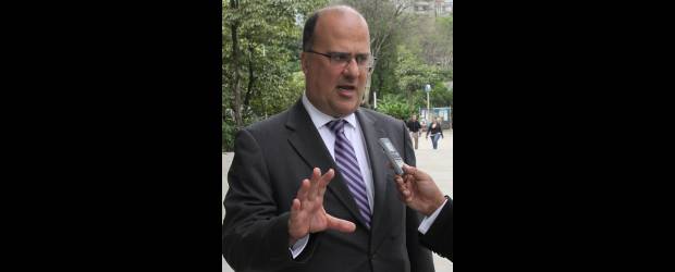 Inflación estable: un gran logro de la economía | Hernán Vanegas | Para el gerente del Emisor, José Darío Uribe, los cambios políticos de 2010 (de Presidente y de Congreso) no influirán en la economía colombiana.