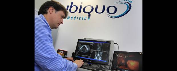 Ubiquo lidera la telemedicina | Robinson Sáenz | El médico Camilo Ospina -en la foto-, especialista en salud pública, y Humberto Echeverry, radiólogo, unieron experiencia y capital para aprovechar las oportunidades de la telemedicina, un tema poco conocido en Colombia.