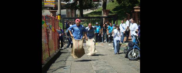 Fiesta para los reinsertados juiciosos | Cortesía | En la jornada lúdica y de convivencia participaron 500 desmovilizados activos que cumplen con su proceso de reinserción, quienes estudian y trabajan.