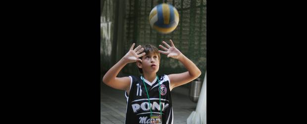 Danza, volei y t.v., los amores de George Hamilton | Juan Antonio Sánchez | George Hamilton Vargas, 11 años, desde hace dos años en el voleibol, es el presentador de varios espacios de televisión local en Ciudad Bolívar.