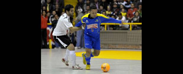 Arrolladora luce Colombia en el Mundial | Cortesía Luis Ramírez, Federación Colombiana de Fútbol de Salón, Bogotá | John Celis fue otro de los jugadores destacados anoche de Colombia en el triunfo 8-0 sobre Nueva Zelanda por el Mundial de fútbol de salón.