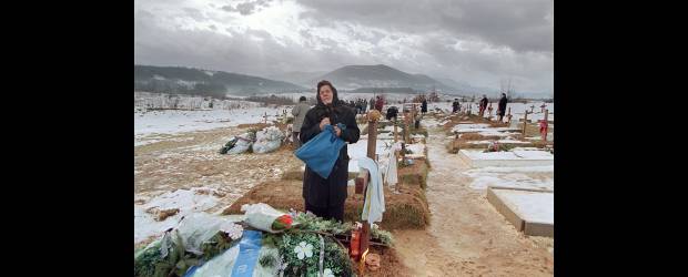 Caída de Mladic abre puertas de UE a Serbia | Anja Niedringhaus, Afp, Sarajevo - Bosnia Herzegovina | Corría el año de 1995 y en Srebrenica se encontraban más de 40.000 musulmanes bosnios. Allí, unos 8.000 fueron asesinados por orden de Mladic.