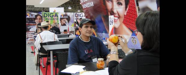 Compre colombiano busca más aliados | Cortesía | Las conservas de frutas fueron algunos de los productos que se transaron en la rueda de negocios 'Compre colombiano', realizada la semana pasada.