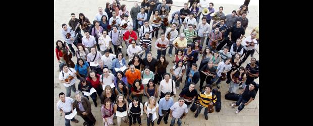 Se enciende la Navidad con 130 músicos en escena |