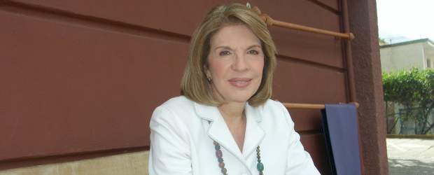 Beatriz De Majo C. | Beatriz De Majo C.