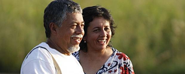 Los Moncayo pondrán fin a doce años de cadenas | Colprensa | La familia Moncayo prefirió viajar un día antes de la liberación a Florencia (Caquetá). Sus cuatro hermanas, sus dos sobrinos y sus padres, lo hicieron cargados de regalos para darle la bienvenida a la libertad al sargento Pablo Emilio.