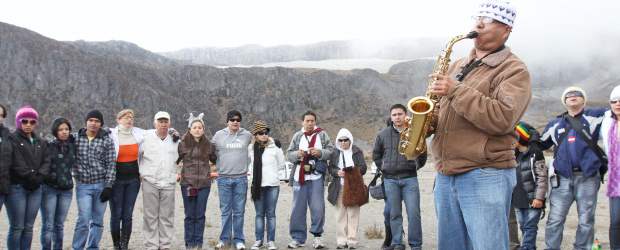 Cumanday con música y luz de luna |