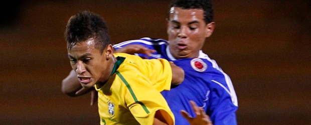 Juventus dispuesto a pagar 30 millones de euros por el brasileño Neymar | Reuters | Neymar fue una de las figuras del pasado Suramericano Sub-20. En la imagen, disputa la pelota con el colombiano Edwin Cardona.