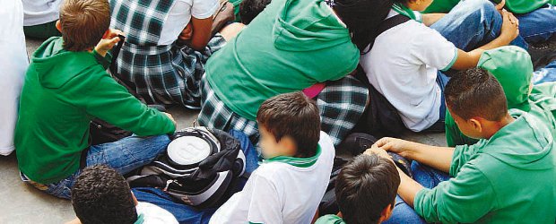 Educación y afecto se ven en Campo Valdés | Jaime Pérez | Las peleas y los conflictos en la Institución Educativo Campo Valdés han quedado en el pasado, aunque la realidad social sigue presente, dentro de las institución la convivencia es fuerte.