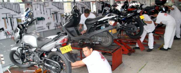 Honda apunta a la eficiencia | Honda se ha caracterizado por el desarrollo de propuestas tecnológicas cada vez más respetuosas con el medio ambiente, sin perder desempeño.