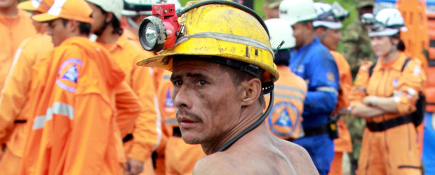 "Esta vez mi Dios no me necesitaba", comenta Elkin | Manuel Saldarriaga | Elkin Arturo Mazo fue uno de los pocos mineros que pudo contar la historia después de la explosión. Tres minutos lo salvaron de morir.