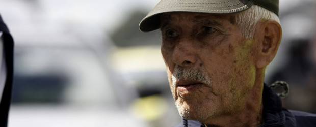 Jaime Trujillo caminó más de mil kilómetros para pedir la liberación de su hijo | Andrés Torres, Colprensa | Jaime Trujillo, tras su marcha desde Gamarra, Cesar, hasta Bogotá, espera ser recibido por el presidente electo Juan Manuel Santos.
