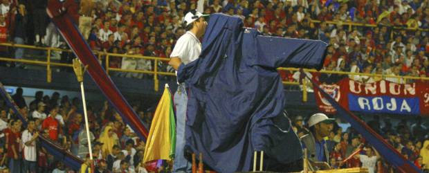 La Dimayor toma el 'control' | Archivo | Con el poder que ha asumido la televisión en el fútbol, no será fácil ver estadios llenos en el torneo colombiano y máxime en horarios poco usuales y el bajo rendimiento de la mayoría de equipos.