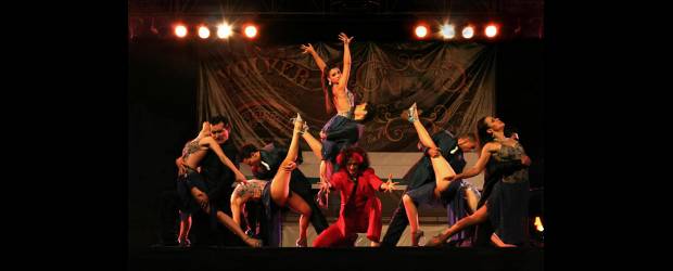 Una noche para ver y sentir el Tango, con la Noche Bohemia | | La compañía A Puro Tango ha sido ganadora de diversos concursos de tango, pues poseen un talento y una creatividad que la ha hecho merecedora de múltiples reconocimientos.