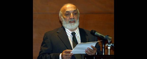 Juan Gossaín se despidió de los micrófonos | Archivo | Juan Gossaín también se destacó como escritor con el libro La mala hora. Es oriundo de San Bernardo del Viento.