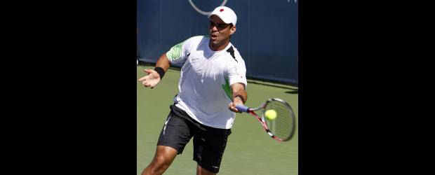 Alejo propinó otro guarapazo | David Kohl, AP, Cincinnati-E.U. | Alejandro Falla, durante el encuentro que sostuvo ayer en primera rueda del Masters 1.000 de Cincinnati. El colombiano dejó en el camino a Gael Monfils.