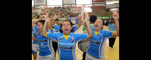 Paisitas no fue capaz y Bello va bien | Hernán Vanegas | Caimanas se llevó el primer título de la Copa Postobón de futsal femenino