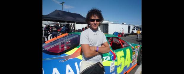 Albarracín también es Nascar | Cortesía Julián Albarracín | El año pasado Julián Albarracín corrió cuatro carreras en el Pro Series de la Nascar. En el 2011 hará toda la temporada.
