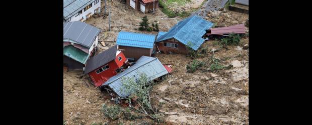 Voluntarios remueven escombros y penas | AP y Cortesía | A pesar de la destrucción que aún se encuentra en la mayor parte de Japón, los voluntarios como Ryohei Oshimoto miran el futuro con optimismo y cada día trabajan por reconstruir su país y el corazón de sus habitantes.
