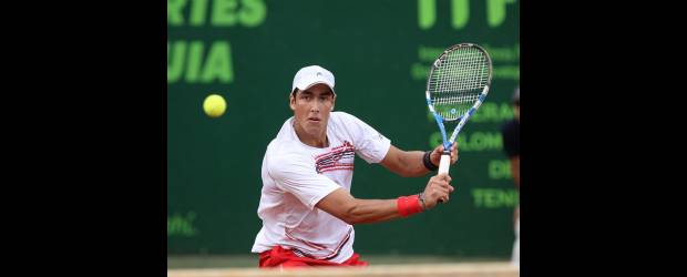 Topo pereirano sacó la cabeza en Medellín | Hernán Vanegas | El pereirano Eduardo Struvay, ahora por fuera del equipo de Colsanitas, le ganó fácil en dos sets al paisa Alejandro González en partido jugado en la Liga antioqueña de tenis, con la presencia de la campeona mundial Mariana Pajón.