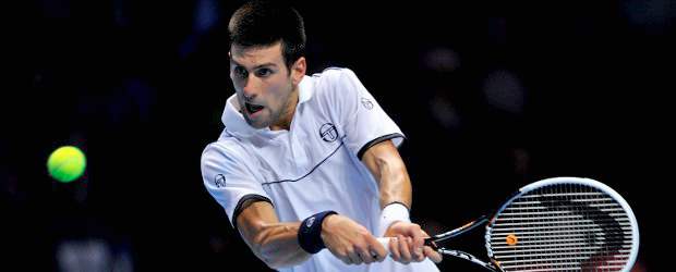 Djokovic recibió el trofeo que lo acredita como número uno del mundo | Reuters | El serbio disputa por estos días la Copa de Maestros.