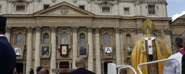 Papa proclamó seis nuevos santos | AP | La ceremonia de canonización se cumplió este domingo en la Plaza de San Pedro.