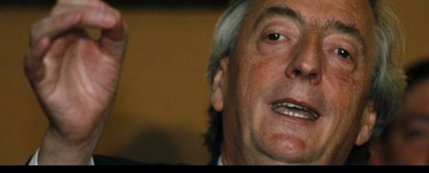 Néstor Kirchner salió de la clínica tras cirugía del corazón | Archivo | Kichner ya había sido operado a comienzos del año.