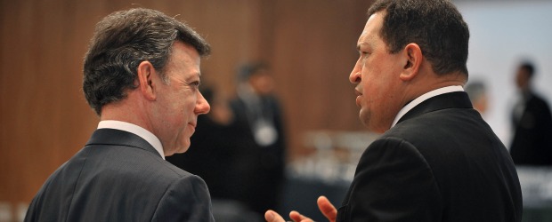 Colprensa | El presidente Juan Manuel Santos se reunió este sábado con su homólogo venezolano, Hugo Chávez, en la posesión de la nueva mandataria de Brasil, Dilma Rousseff.