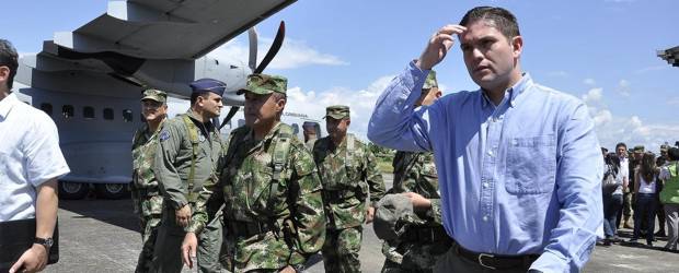 Ministro de Defensa estará este jueves en Medellín | Colprensa | El miércoles, el ministro de Defensa, Juan Carlos Pinzón, realizó un consejo de seguridad en Puerto Asís, Putumayo.
