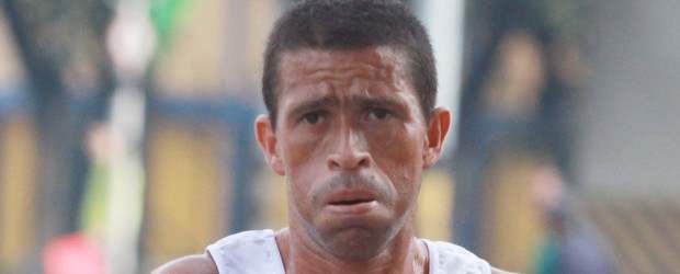 Colorado corre por los Olímpicos | Diego Colorado fue uno de los mejores atletas colombianos del año. En la temporada estuvo cerca de ganar la Media Maratón de Medellín, pero se tuvo que conformar con el segundo lugar. Será una de las cartas en la carrera de San Silvestre, que se correrá el próximo viernes.