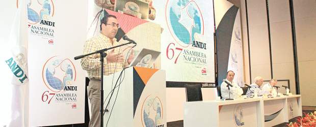 A Venezuela aún le faltan US$450 millones por pagar | Cortesía | El ministro de Comercio Exterior, Sergio Díaz-Granados dijo en la asamblea de la Andi que el próximo año se avanzará en el TLC con la Unión Europea.