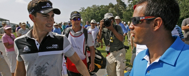 Camilo y Tiger no están entre los punteros | Reuters | El piloto Juan Pablo Montoya (der.) acompañó este jueves a Camilo Villegas (izq.) en la primera ronda del The Players Championship. Ambos deportistas son buenos amigos.