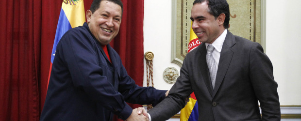 Hay confianza entre Colombia y Venezuela | Jorge Silva, Reuters, Caracas | El presidente del Congreso, Armando Benedetti, se reunió con el mandatario venezolano Hugo Chávez, para hablar de paz y respeto entre los dos países.