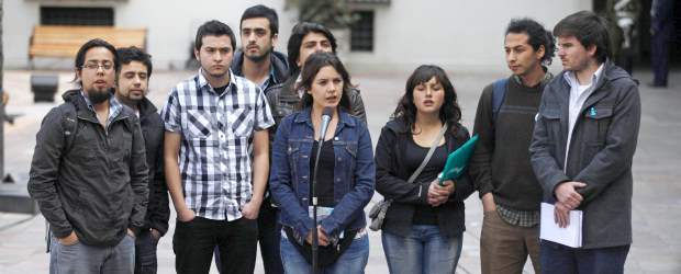 Estudiantes chilenos confirmaron que este jueves habrá paro en todo el país | AP | Camila Vallejo, presidenta de la Federación de Estudiantes de Chile (FECh).