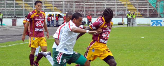 Deportes Tolima paseó al Cortuluá | Colprensa | Dos goles de Jorge Perlaza y uno de Julio César Ortellado le dieron la victoria al Tolima frente a Cortuluá.