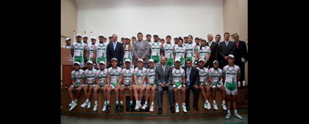 El ciclismo cada vez tiene más Orgullo Paisa | Cortesía Www.nuestrociclismo.com | La presentación del Orgullo Paisa, se inició con el lanzamiento del libro El Mundo del dopaje y la crisis del juego limpio, del ex ciclista Fabio León Calle.