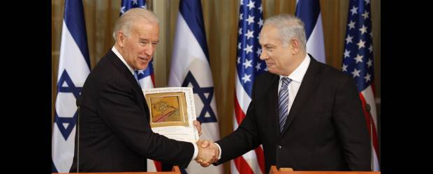 Irán y asentamientos, en la mira de E.U. | Ariel Schalit, Ap - Jerusalén, Israel | El vicepresidente de E.U., Joe Biden, se reunió con el primer ministro israelí, Benjamín Netanyahu, para plantearle la necesidad de un diálogo con Palestina y persuadirlo de no atacar a Irán para frenar sus planes nucleares.