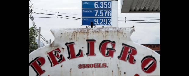 Sigue el malestar por alza en precio de la gasolina | Manuel Saldarriaga | Para la regional de Fendipetróleo en Antioquia y Chocó, el panorama con las alzas decretadas por el Gobierno Nacional no es para nada alentador y con el incremento, según la agremiación, se desestimula el uso del combustible.