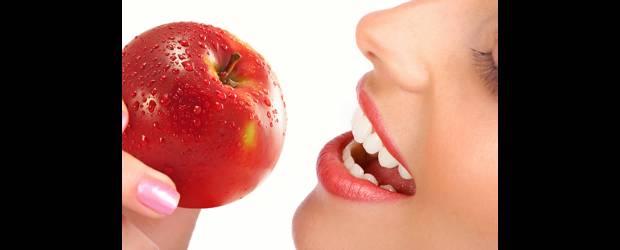Es una prioridad de salud pública | | Hábitos alimenticios saludables son los que previenen la obesidad en niños y adultos. Costumbres que los medios de comunicación deben promover.