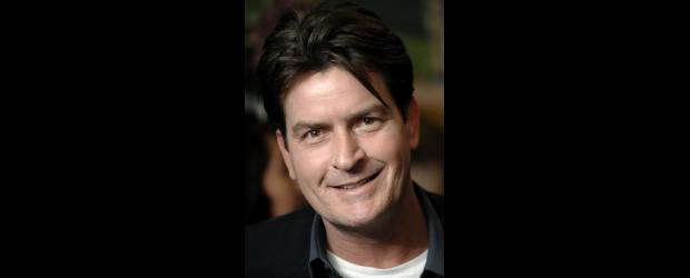 Su auto cayó otra vez por el precipicio | AP | El robo del vehículo es el último capítulo de la revuelta vida de Sheen.