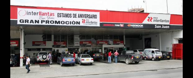 Interllantas marcas, servicio y calidad | Jaimar | Son 26 los empleados dentro de la compañía. Mecánicos y parte administrativa trabajan conjuntamente por satisfacer las necesidades de los clientes. Este es el único propósito de la serviteca Interllantas San Juan, entregar un completo servicio y garantizar la calidad de sus productos.
